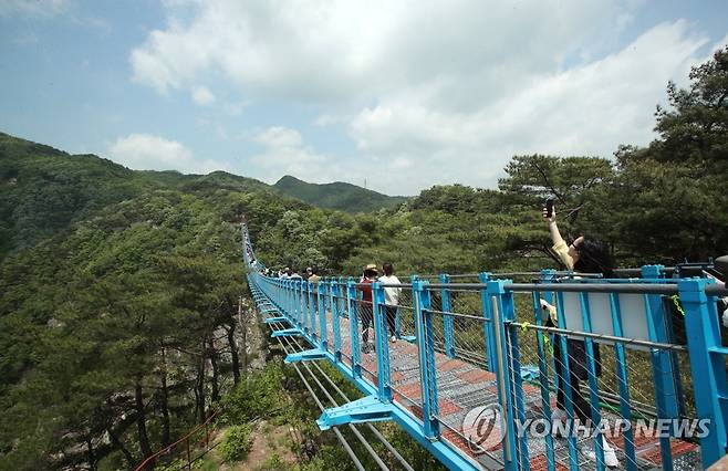 파란 하늘까지 걸어보자 [촬영 이재현]