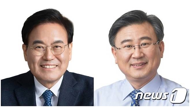 왼쪽부터 서거석, 천호성 전북교육감 후보© 뉴스1
