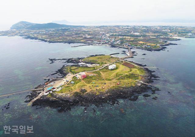 섬 속의 또 작은 섬, 비양도 풍경.
