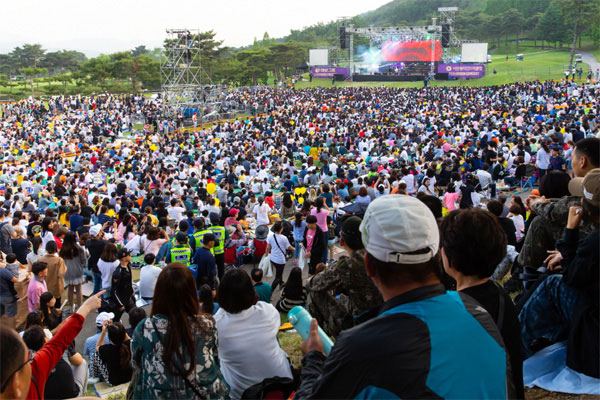 `세계 유일 골프장 콘서트` 서원밸리 자선 그린콘서트가 오는 28일 열린다. 그린콘서트는 올해 기존 테마인 나눔과 자선에 `힐링`을 추가했다.  [사진 제공 = 서원밸리]