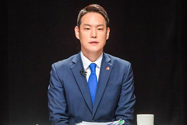 제주CBS와 제주MBC·제주일보·제주의소리 공동기획 초청 토론회에 참석한 김한규 민주당 제주시을 국회의원 후보. 제주일보 제공
