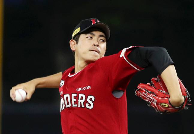 SSG 이태양이 27일 광주-KIA 챔피언스필드에서 열린 KIA전에서 역투하고 있다. 광주 | 연합뉴스