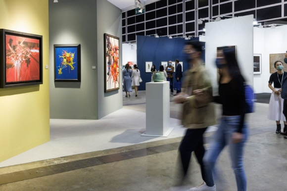아시아 최대 미술시장인 아트바젤 홍콩에 미술 애호가들의 이목이 쏠리고 있다. /사진=아트바젤 홍콩