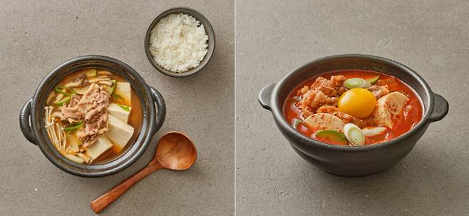 ▲테이스티나인과 명인기업 순창 문옥례 식품이 협업 출시한 가정간편식(HMR) ‘우삼겹 된장찌개’(왼쪽)와 ‘우삼겹 순두부찌개’ 제품.(사진=테이스티나인)