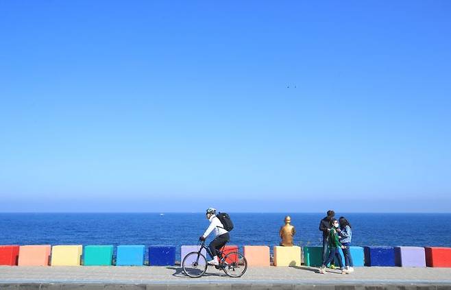 토요일인 28일은 전국이 대체로 맑은 날씨는 보이겠다.ⓒ뉴시스