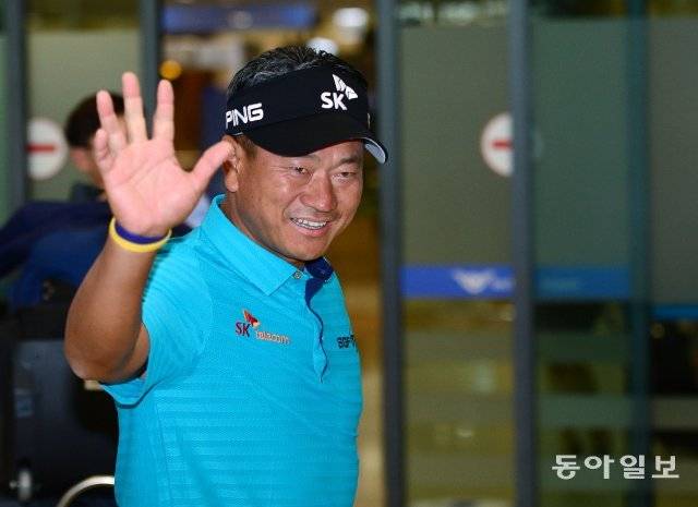 최경주가 6월 2일 제주 서귀포시 핀크스골프장에서 개막하는 SK텔레콤오픈에 출전하기 위해 귀국할 예정이다. SK텔레콤과 20년 가까운 인연을 지닌 그는 이 대회에서 3차례 정상에 올랐다. 동아일보 DB