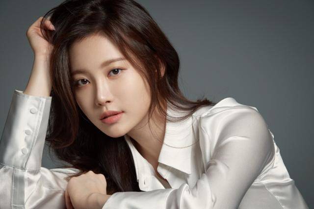 최근 유라는 본지와 화상 인터뷰를 통해 자신의 연기 가치관을 전했다. 어썸이엔티 제공