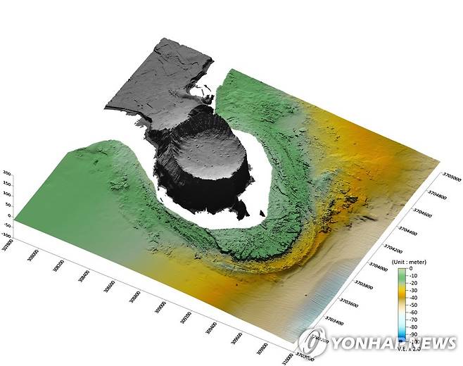 성산일출봉 동남쪽 해저 면에서 발견된 분화구 흔적 [제주도 세계유산본부 제공. 재판매 및 DB 금지]