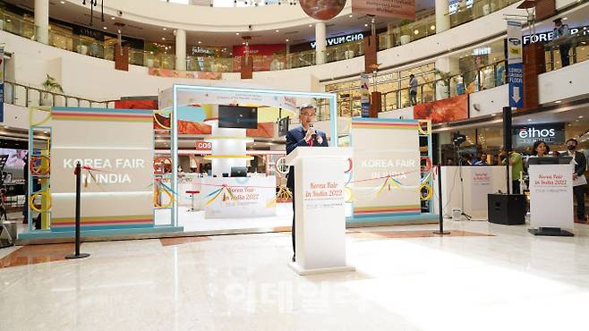 장재복 주인도 대한민국 대사가 ‘인도 소비재대전’에서 축사를 하고 있다.