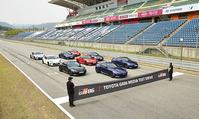 강원 인제 스피디움에서 열린 토요타 GR86 시승회 현장. 토요타코리아 제공