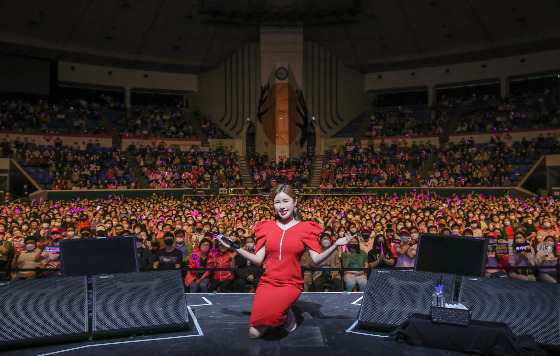 가수 송가인/사진=포켓돌스튜디오