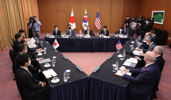 3일 서울 도렴동 외교부 청사에서 한미일 북핵 수석대표 협의가 열렸다. [공동취재단]