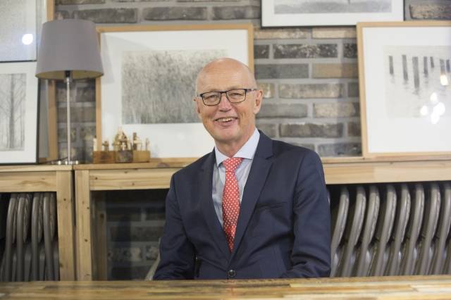 기독교 위성방송 단체인 SAT-7의 아시아 담당 커트 요한슨 디렉터는 2일 가비제작소에서 진행한 기자간담회에서 “북아프리카와 중동 아랍국가에서 위성 방송은 가장 대중적인 미디어”라고 설명했다.