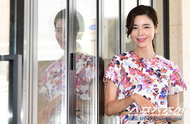 JTBC 수목드라마 '그린마더스클럽' 주인공 김규리가 26일 종로의 한 카페에서 스포츠조선과의 인터뷰에 응하고 있다. 종로=최문영 기자 deer@sportschosun.com/2022.05.26/