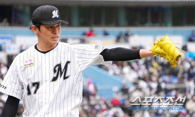 지바 롯데 마린스의 우완투수 사사키 로키. 스포츠닛폰 본사제휴