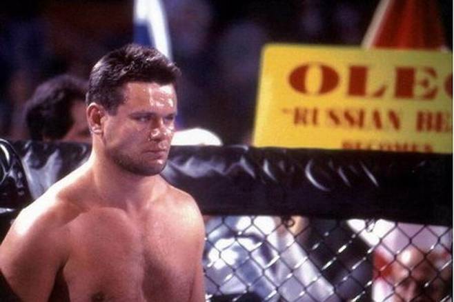 ▲ 올렉 탁타로프가 오랜만에 UFC 무대에 모습을 나타냈다.