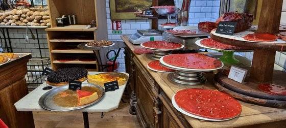 프랑스 미식도시 리옹의 폴 보퀴즈 시장.