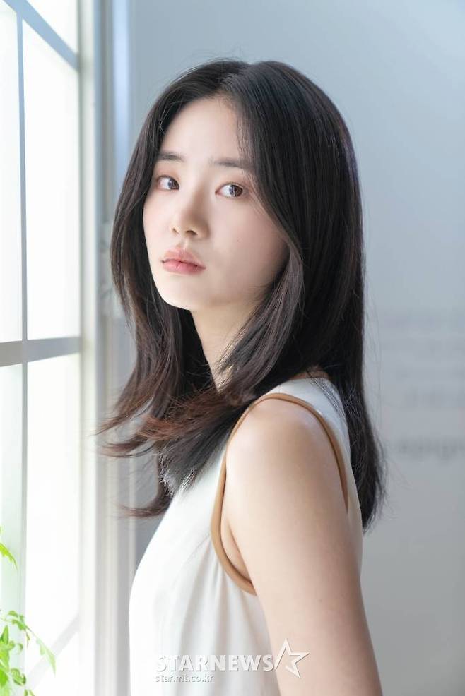 영화 '마녀2'의 배우 신시아가 13일 오전 진행된 인터뷰를 위해 포즈를 취하고 있다. /사진제공=NEW 2022.06.13 /사진=이동훈 기자 photoguy@