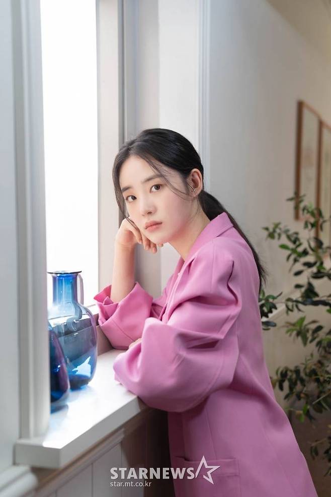 영화 '마녀2'의 배우 신시아가 13일 오전 진행된 인터뷰를 위해 포즈를 취하고 있다. /사진제공=NEW 2022.06.13 /사진=이동훈 기자 photoguy@