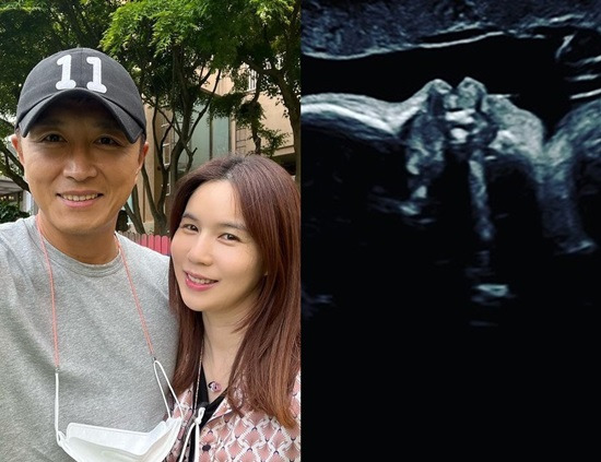 With Park Si-eun being a pregnancy eight-month car, Jin Tae-hyun has taken a note.On the 14th, Jin Tae-hyun posted a picture on his instagram with an article entitled Father Diary early on June 14 at the hospital.The photo released on the day included an ultrasound photo of an eight-month-old fetus, visiting the hospital early in the morning with his wife, Park Si-eun, and Jin Tae-hyun conveyed his dreadful feelings.We are in the eighth month of pregnancy, said Jin Tae-hyun. We are now handing over the last 12km from Marathon.Now, it is necessary to slow down and slow down to complete the completion. I have come to this point so far because of the grace of my most trusted God father, my wifes hard work, and I do not know anything about Age over 40, but I was born for the first time because I had a love of my couple who walked together several kilometers in Haru with Moy Yat Moy Yat.I am so grateful for the healing of many couples and I hope that the prospective parents who have a hard time will be able to work hard and love each other and overcome well.Finally, Jin Tae-hyun concluded, Thank you for your 10 months in your 40s, my wife the most brilliant time, I will allow you everything.Meanwhile, Jin Tae-hyun adopted college student daughter Davida after marrying Park Si-eun.Park Si-eun, who had two miscarriage news stories, recently succeeded in pregnancy after seven years of marriage.Father Diary early on June 14th at the hospitalPregnancy 8 months in progress Now we are passing the last 12km from Marathon Now we need to slow down and slow down to complete the situation.I have come to this point because of the love of my father, the most trusted God father, the hard work of my wife, and the love of my couple who walked together several kilometers in Haru with Moy Yat Moy Yat,Cheering of many couples Cheering Thank you so much and hope that the prospective parents who have a hard time will be able to do their best and love each other and overcome well.the remaining three months and seven monthsThank you for the most brilliant time for my wife in her 40s for 10 months.#pregnancy8 months #start#pregnancy #pregnancy28 Week #White#Childcare #Preparation #GazuaFor me, its a battle with physical strength#Lubstagram #Baby #BabystagramPhoto: Jin Tae-hyun Instagram