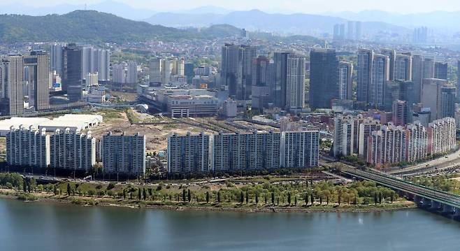 서울 용산구 일대의 아파트 단지 전경. /사진제공=뉴시스