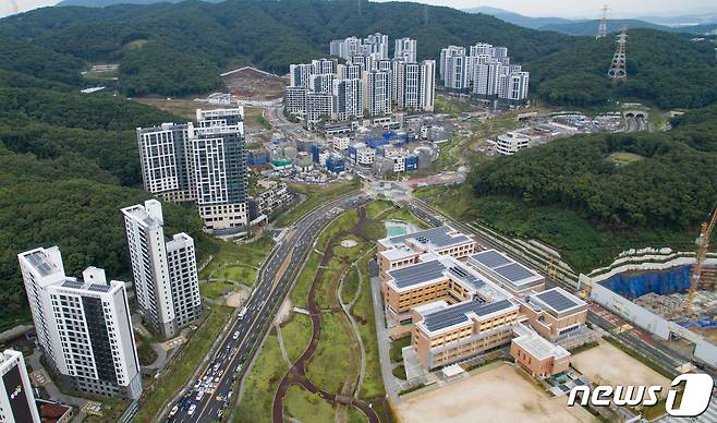사진은 이날 오후 경기도 성남시 분당구 대장동 아파트 단지의 모습. 2021.10.7/뉴스1 © News1 이재명 기자
