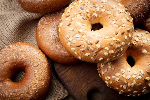 브릭 레인의 상징처럼 알려진 베이글. 게티이미지뱅크