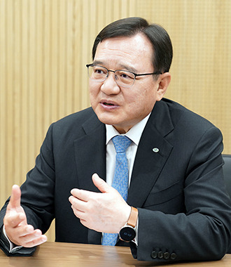 Handok Chairman and CEO Kim Young-jin