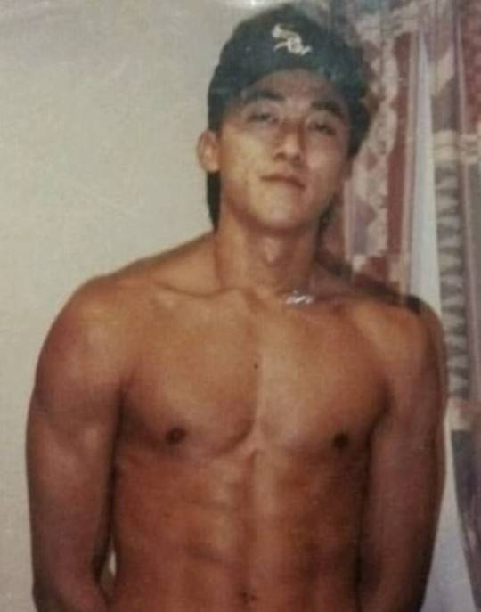 배우 마동석은 10대 시절부터 운동을 통해 탄탄한 근육질 몸매를 갖게 됐다./온라인커뮤니티 캡처
