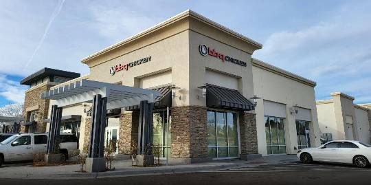 BBQ가 미국 시장에서 빠르게 성장하고 있다. 사진은 콜로라도주 오로라시 빌리지온더파크 BBQ 매장 전경. /사진=BBQ