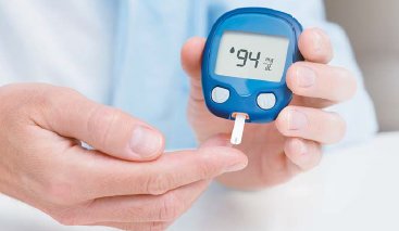 대한당뇨병학회에 따르면 공복혈당장애를 포함한 당뇨 인구가 1440만 명에 이르는 것으로 조사됐다. 완치가 어려운 당뇨는 미리, 적극적으로 관리하는 것이 중요하다. [사진 GettyImages]