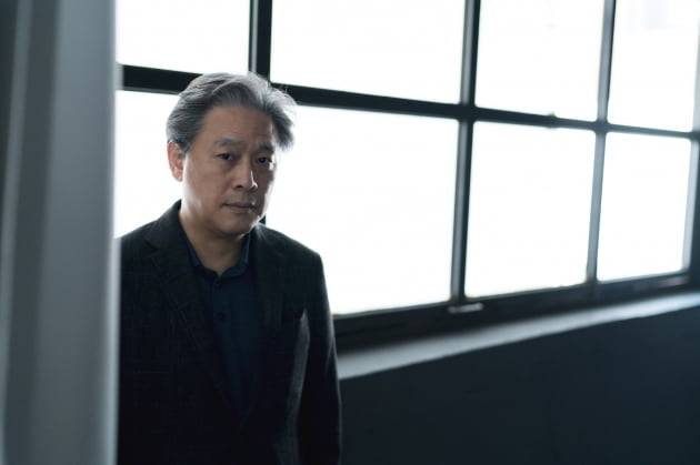 '헤어질 결심'을 연출한 박찬욱 감독 /사진제공=CJ ENM
