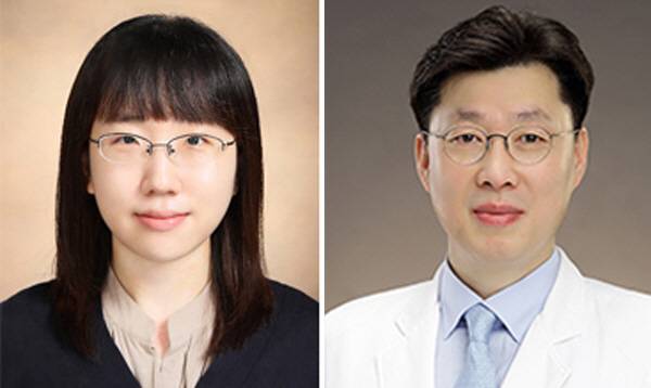 정희연 교수(왼쪽)와 김찬덕 교수