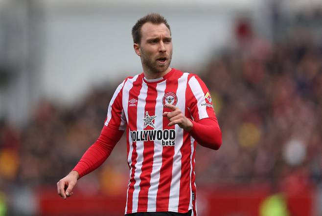 에릭센의 차기 행보가 맨체스터 유나이티드(맨유) 이적이나 브렌트포드 잔류로 결정 날 것으로 보인다. 사진은 올시즌 브렌트포드서 뛴 에릭센. /사진=로이터