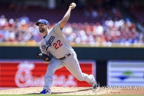 커쇼의 1회 투구 모습 [AP=연합뉴스]