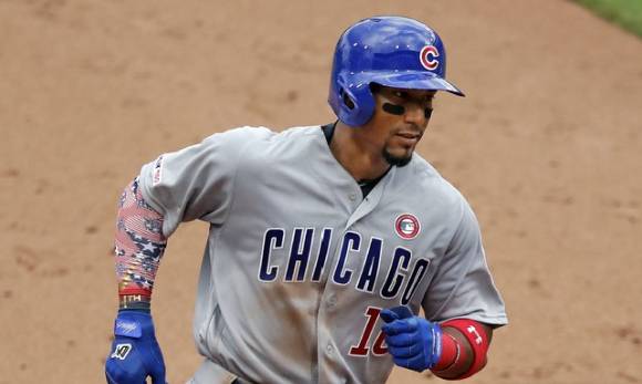 LG 트윈스의 새로운 외국인선수 로벨 가르시아는 내야 전 포지션 소화가 가능한 유틸리티 플레이어로 꼽힌다. 그는 좌, 우 타석에도 모두 설 수 있는 스위치히터다. 사진은 시카고 컵스 시절 가르시아. [사진=뉴시스]