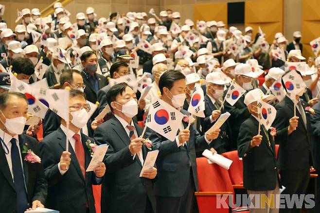 6.25 참전용사와 보훈가족 그리고 설동호 대전교육감, 황원채 대전지방보훈청장, 이택구 행정부시장 등이 참석한 가운데 6⋅25전쟁 기념행사가 진행됐다. 