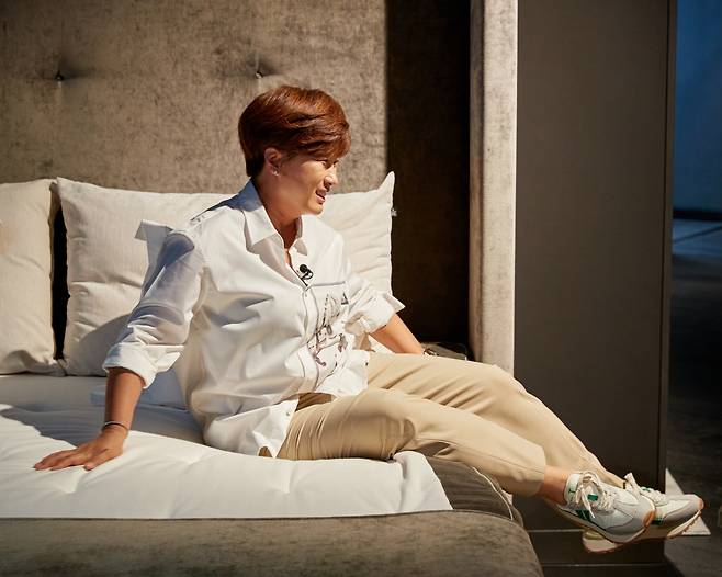 박세리 여자 골프 국가대표팀 감독이 ‘카르페디엠베드 플래그십스토어 서울점'을 방문했다.(신세계까사 제공)© 뉴스1