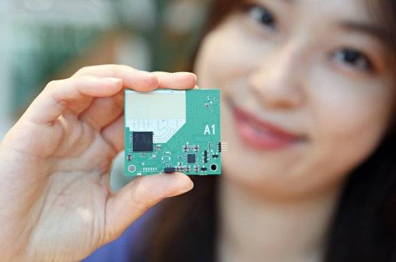 LG이노텍이 개발한 '차량 실내용 레이더 모듈'. LG이노텍 제공