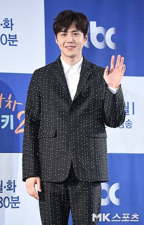 배우 김선호가 기부요정에 등극했다. 사진=천정환 기자