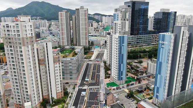 안양천 서로교∼산업도로 192m 왕복 4차선을 7월초 부터 시험운영 후 전면 개통 예정이다. / 사진제공=안양시