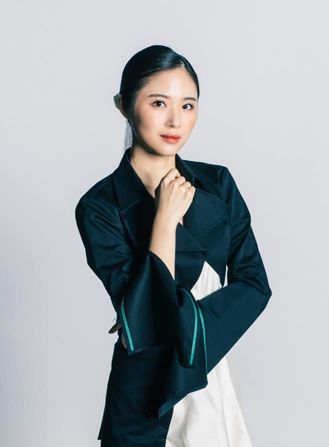 김주리