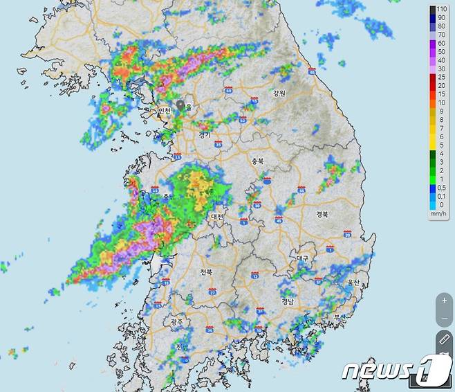 29일 오후 5시30분 기준 한반도 레이더 영상(기상청 제공) © 뉴스1 황덕현 기자