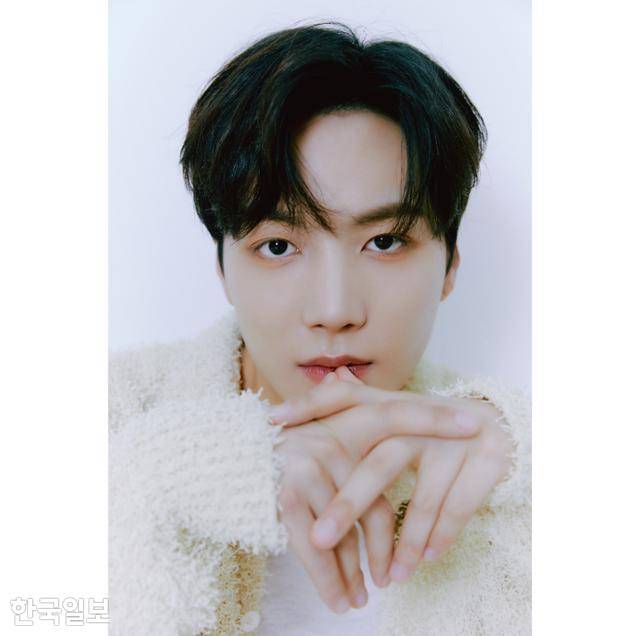 그룹 뉴이스트 출신 가수 겸 배우 김종현이 최근 본지와의 단독 인터뷰를 진행했다. 한국일보 DB