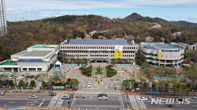 [안산=뉴시스]천의현 기자=안산시청 전경.