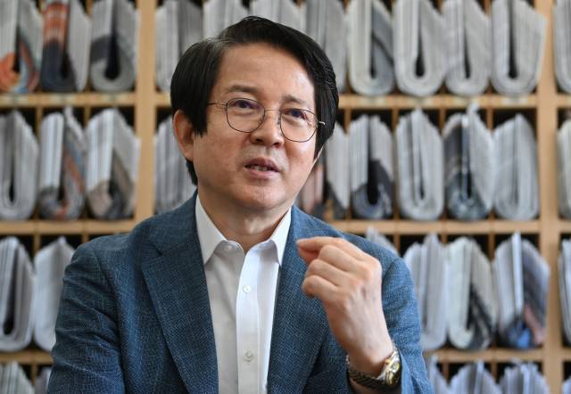 김동욱 서울대 행정대학원 교수 /성형주 기자