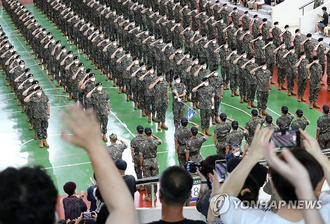 그리운 얼굴 마주하고 [촬영 김준범]