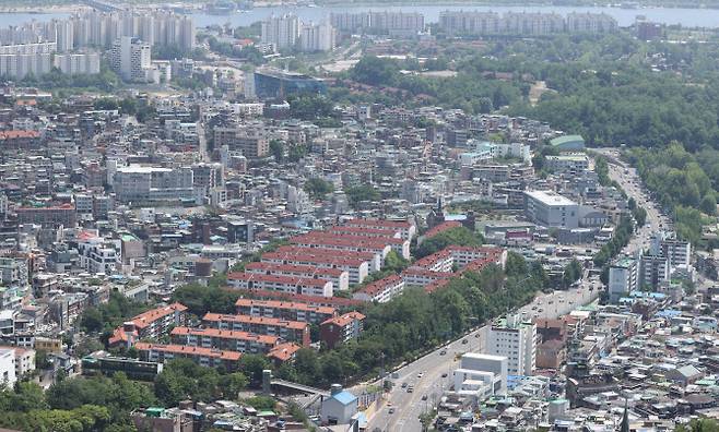 서울 남산에서 바라본 용산구 일대 모습. (사진=연합뉴스)