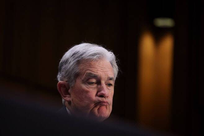 제롬 파월 미국 연방준비제도(Fed) 의장이 22일(현지시간) 상원 은행위원회에 출석한 자리에서 발언하고 있다. (사진=AFP 제공)
