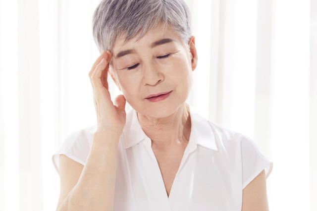 폐경이 백질변성 부피와 양의 상관관계를 갖는다는 연구 결과가 발표됐다./사진=클립아트코리아